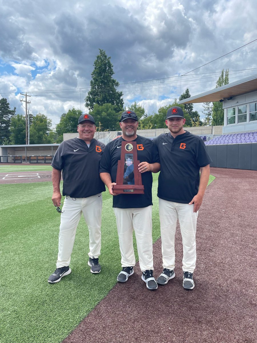 kgundypitching's tweet photo. A big congrats to our 18u team managed by Ryan Miller for winning the Curt Daniels. They navigated through a difficult field to capture our 3rd title in 4 years. Kobe Sparks with heck of a weekend to win the MVP of the tournament. Congrats players and coaches https://t.co/UT5pVJWbvi