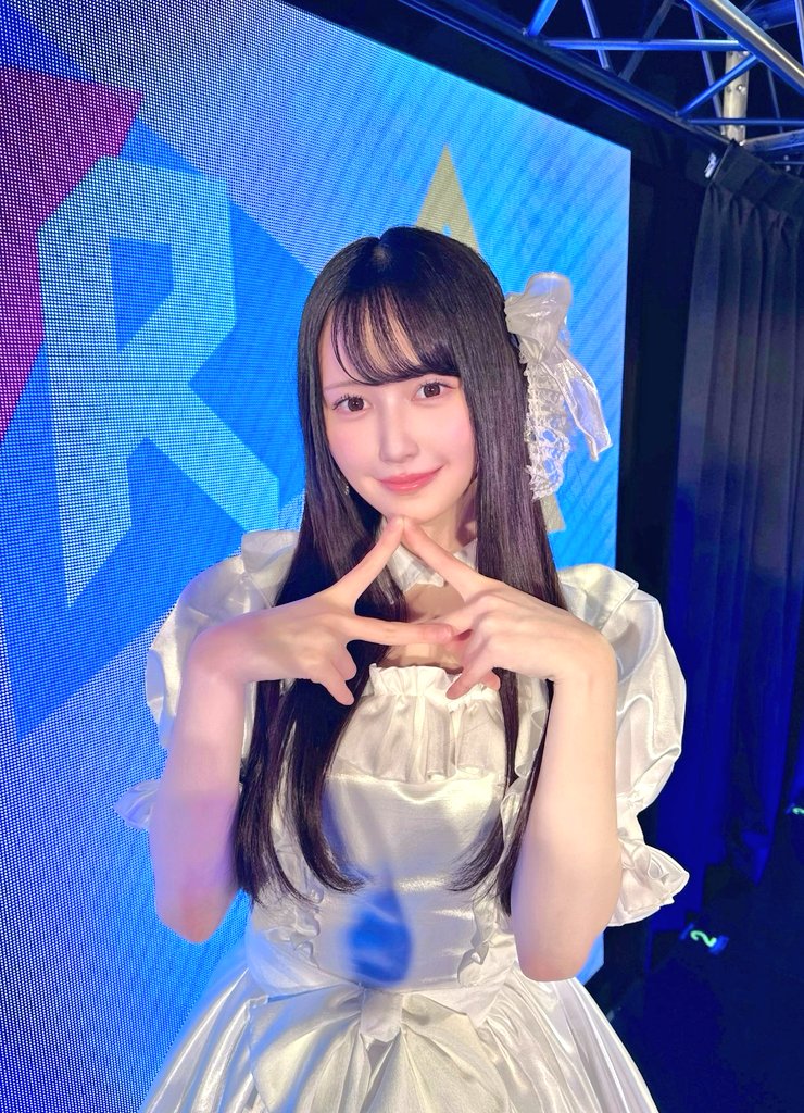 hisato0802's tweet photo. 7/2 #真ん中の日
#テトラ センター🤍実々花
💗 #山本望叶 💜ちゃんは
💿 #NMB13
リード曲 #Done
#りぷりっぷる 💄でセンターに🎤
可愛さ💕と美しさ✨を兼ね備えた存在感
素敵なパフォーマンスで魅了する
#みかにゃん 💖
何れは劇場公演🩷や表題曲💿で
真ん中に立つ姿をみたい💖
と心から願う🫶 https://t.co/YVzYLf03ZT