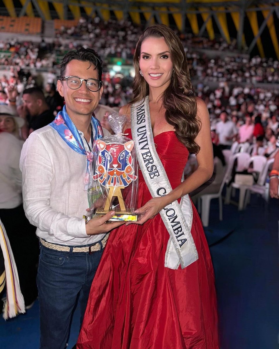 Miss Universe Colombia tweet media