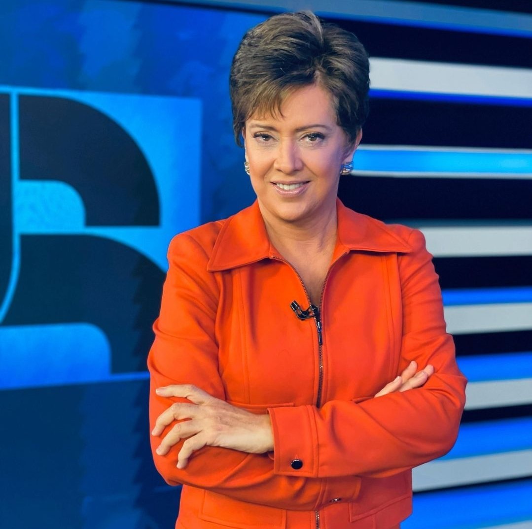 Chris Lemos passando para te lembrar do seu encontro com a notícia ❤️ O Jornal da Record começa às 21h (NY). Não perca! 😌

#JornaldaRecord #ChrisLemos #JornalismoRecord #Jornalismo