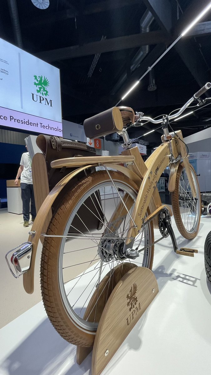 Robert_Sarcevic's tweet photo. At #DKT2024 in #Nuremberg, where the #rubber industry meets, @UPMGlobal‘s "TOWARDS NET ZERO with Renewable Functional Fillers" booth (9-527) shows impressively that more #sustainability in the #rubber industry is definitely possible!
#noexcuses #RFF #netzero #CO2negative https://t.co/DW31jfy2tv