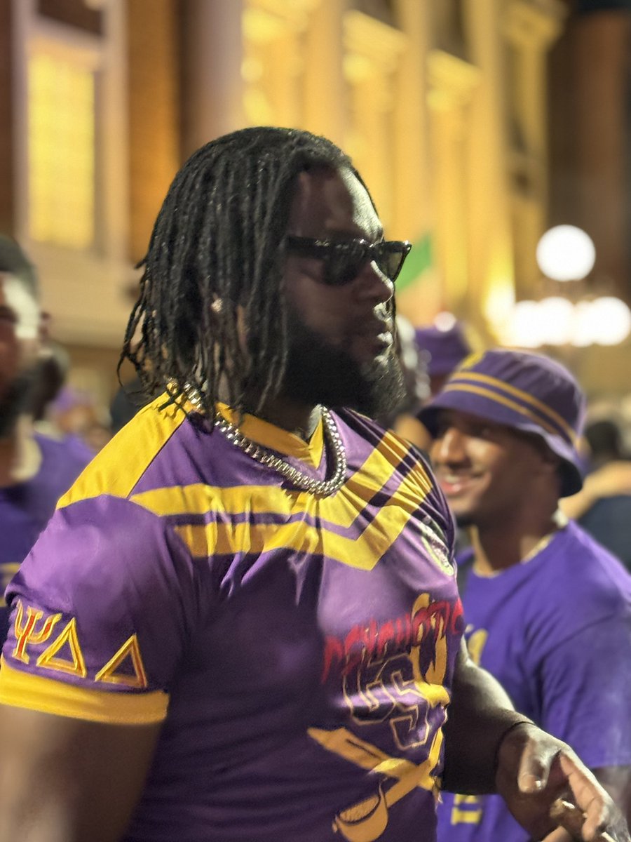 ATWI_Zulu's tweet image. Target locked… #DaBruhz #QuePsiPhi