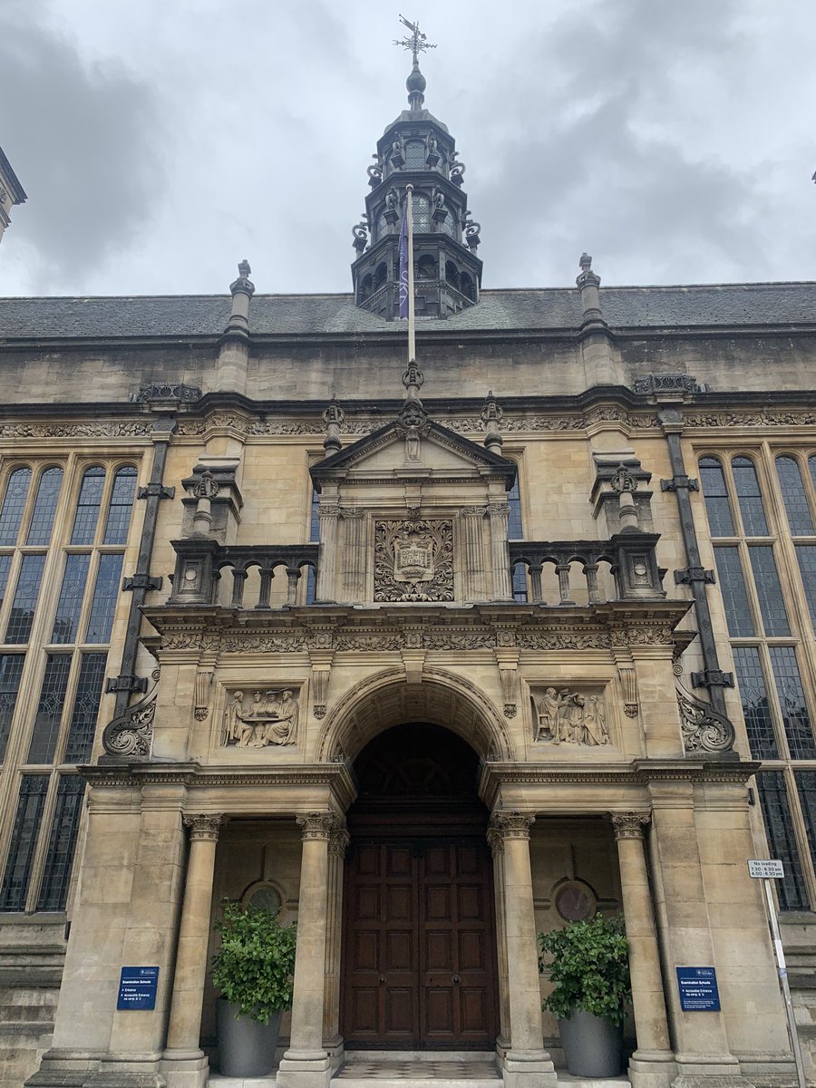 rebecca_main's tweet image. An excellent first day at the International Pandemic Sciences Conference, incredibly stimulating conversations!
Excited to present my poster tomorrow on “The Emergence and Spread of Plague in Neolithic & Bronze Age Eurasia” 🦠
(In awe at Oxford’s grandeur) #PandemicSciences24