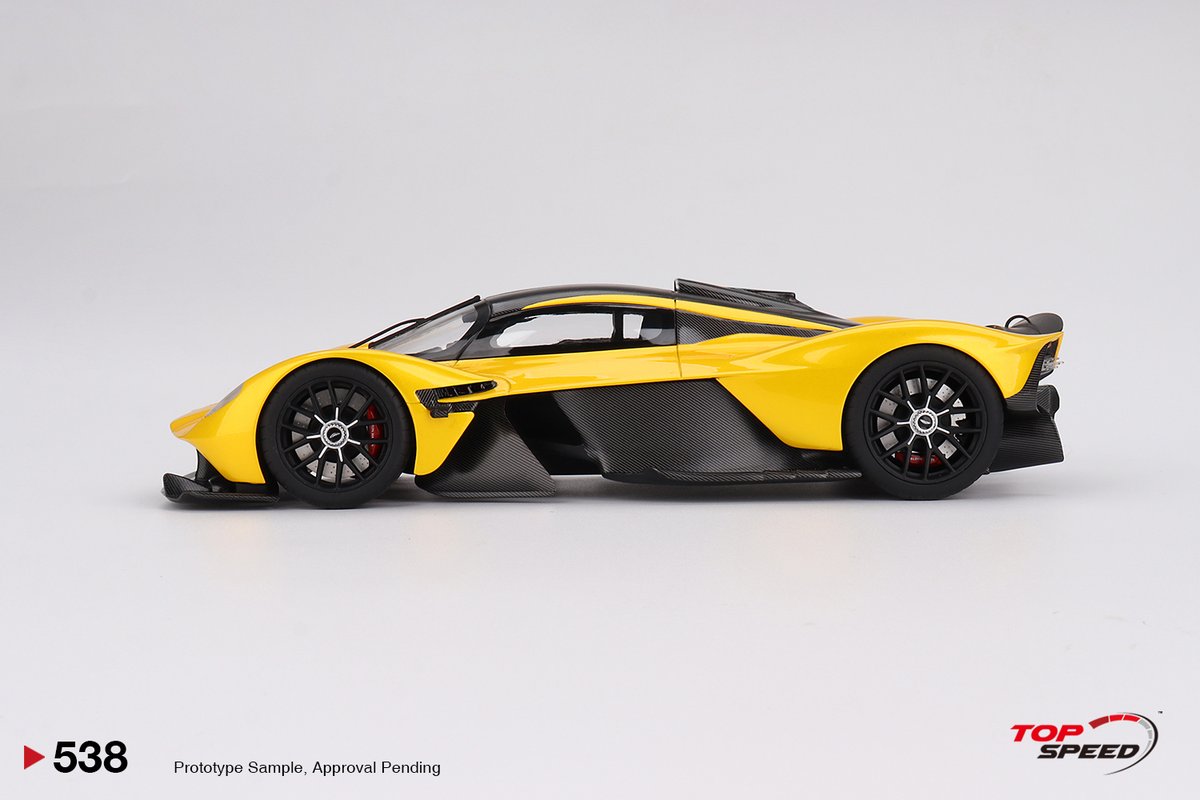 TopSpeed_Model's tweet image. [ TopSpeed 1/18 Resin Model ] 
Aston Martin Valkyrie 
Cosmopolitan Yellow
💛 TS0538
bit.ly/TS0538

#TSMModel #TSMModels #TopSpeedModel #topspeedmodels