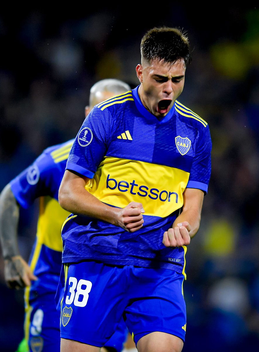 Anselmino será vendido a Chelsea a cambio de 18 millones de dólares.