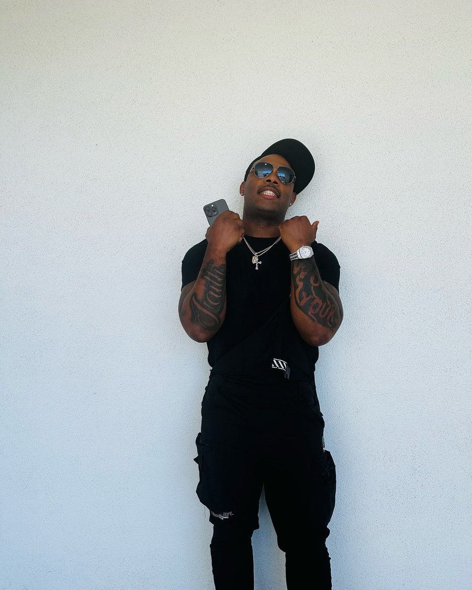 shadreallyhim tweet picture