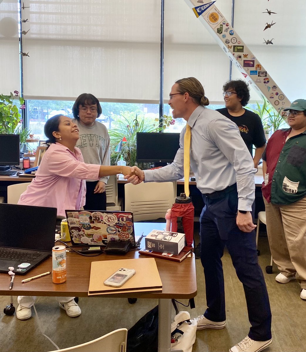 SaltLakeCC's tweet photo. #SaltLakeCC is thrilled to welcome our new president, Dr. Greg Peterson. July 1 was Pres. Peterson’s first day, and he hit the ground running, meeting many of our dedicated faculty and staff. We can’t wait to see what the future holds! https://t.co/Z2CKiOLxlu https://t.co/whAO5qJzjS