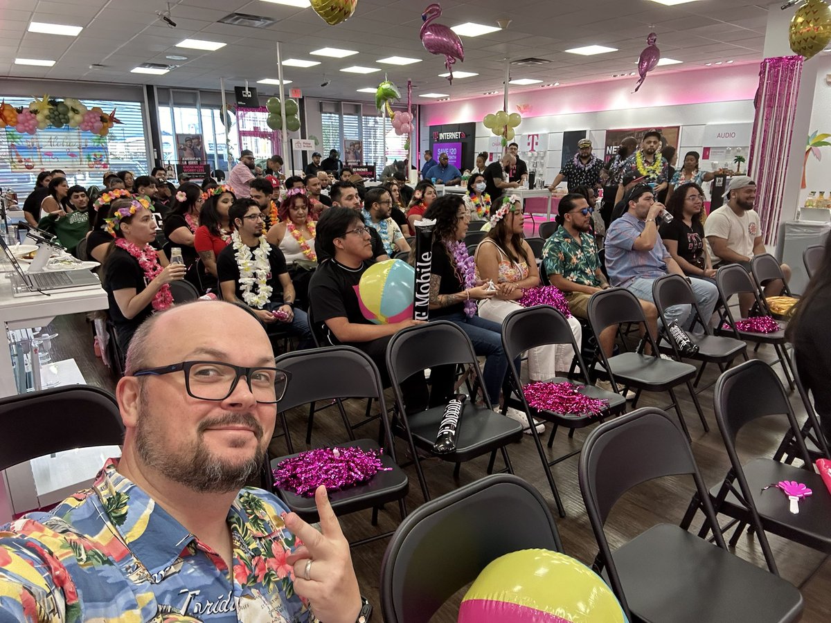 Taylor DeCastro (@t_decastro) on Twitter photo Loved supporting <a href="/AndingMarquette/">Marquette Miller</a> and the Houston Metro district yesterday at their Q2 Town Hall/Luau. Look forward to this team accelerating in  P360 this quarter! 
Aloha, yâall! đș 
<a href="/jorge_alvarez33/">Jorge Alvarez</a> Loved supporting <a href="/AndingMarquette/">Marquette Miller</a> and the Houston Metro district yesterday at their Q2 Town Hall/Luau. Look forward to this team accelerating in  P360 this quarter! 
Aloha, yâall! đș 
<a href="/jorge_alvarez33/">Jorge Alvarez</a>