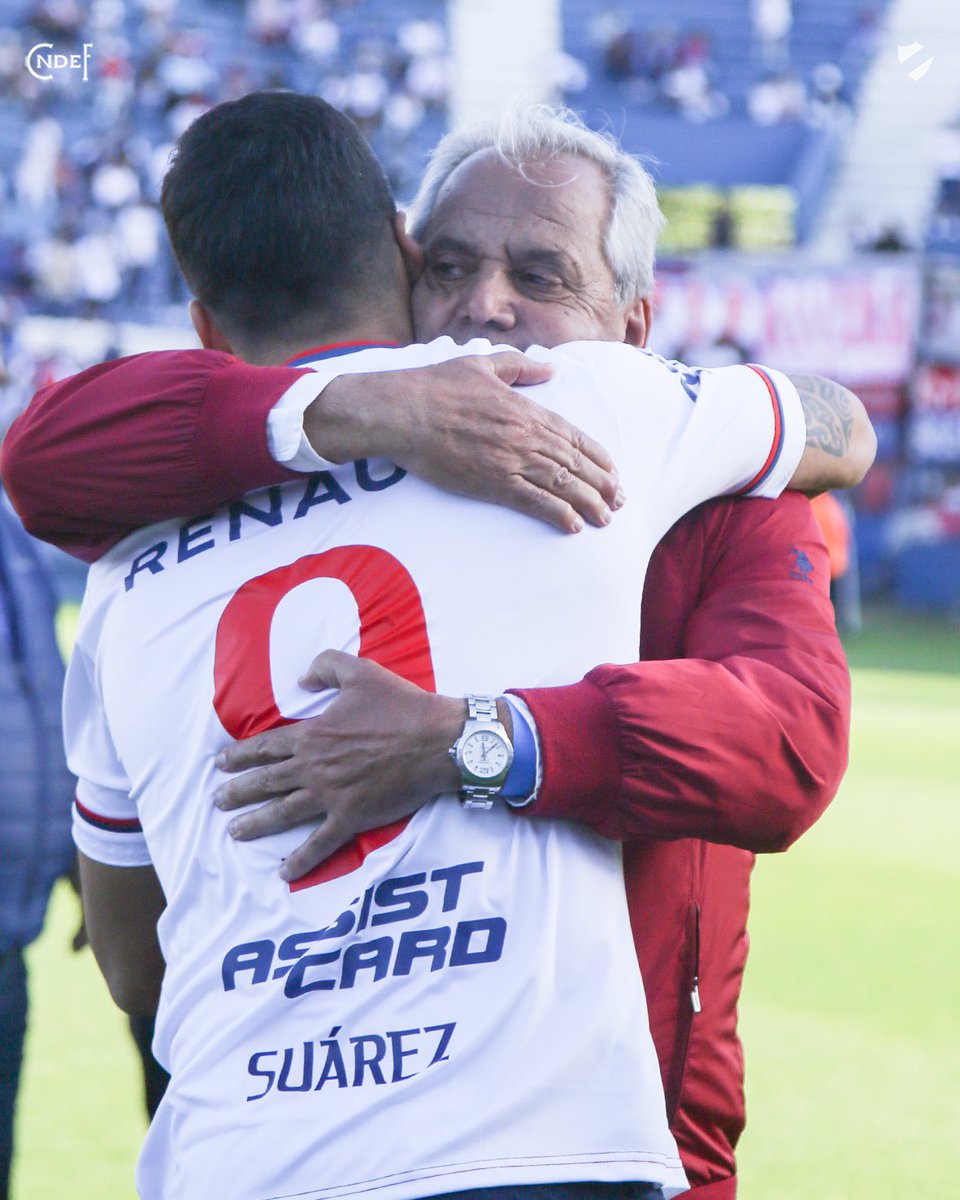 Nacional's tweet photo. 🤍 https://t.co/r5Y1d6uFde