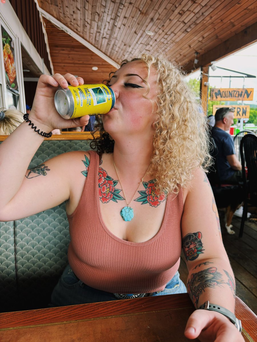 dunwithgrace's tweet photo. @TwistedTea when can I get a PR package pls https://t.co/onbiLgRVEt