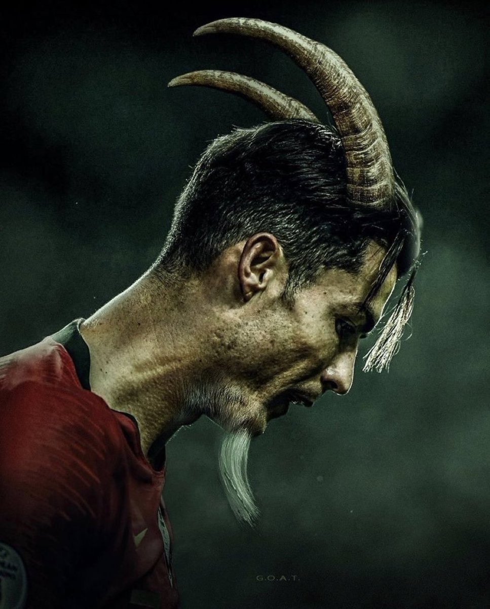 Sin hormonas, sin regalos de la FIFA, sin penaltis inventados, sin comprar al vicepresidente del comité arbitral, sin ayudas de la prensa…

Cristiano Ronaldo nunca necesitó ayudas. Él se hizo grande sólo. El más grande de todos los tiempos 🐐