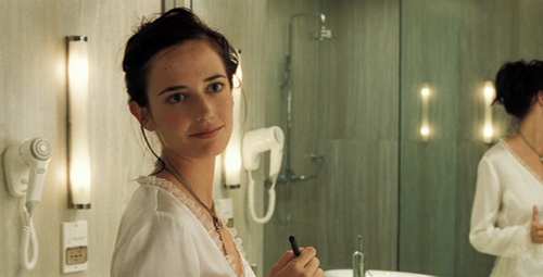 TheCinesthetic's tweet photo. Eva Green as Vesper Lynd in ‘Casino Royale’ (2006) https://t.co/sHaPcsymy8