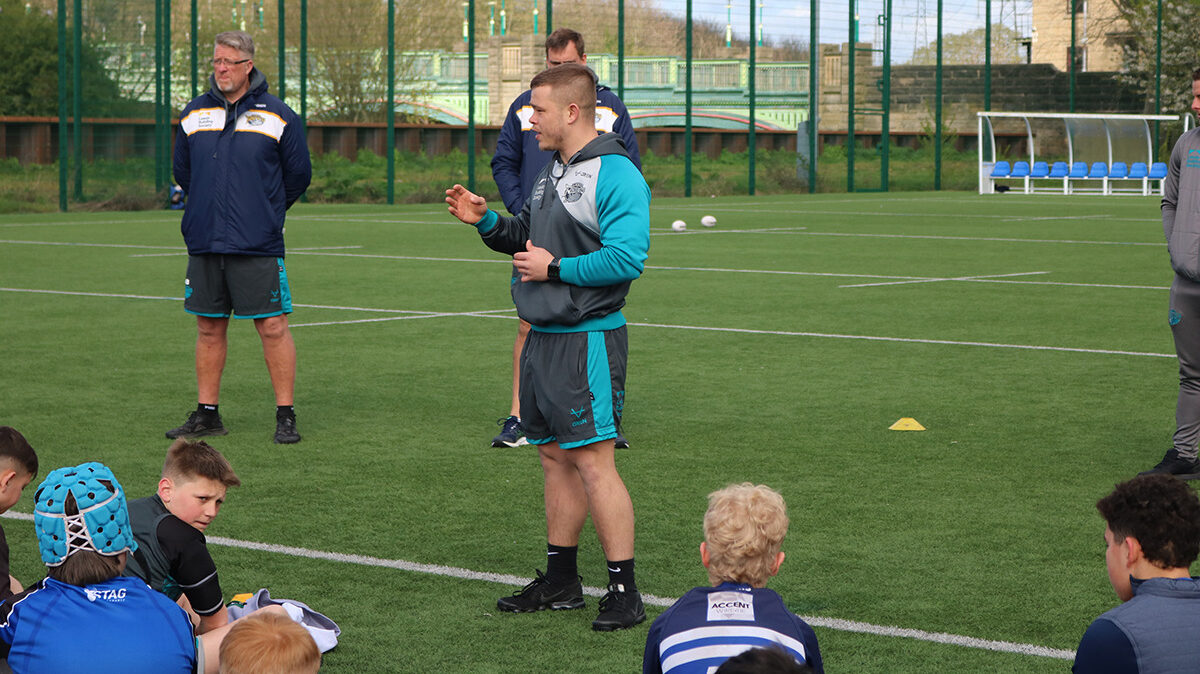 𝗝𝗢𝗕 𝗢𝗣𝗣𝗢𝗥𝗧𝗨𝗡𝗜𝗧𝗬  | PE, Sport and Physical Activity Schools Cluster Officer

Find out more about a new vacancy with our charity.
➡️ tinyurl.com/2b49wyzh