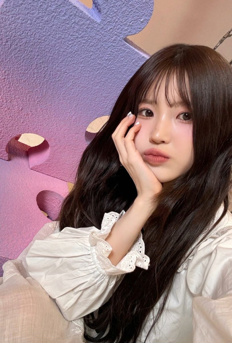 hayoung pics🍀 (@hayoungarchives) on Twitter photo 