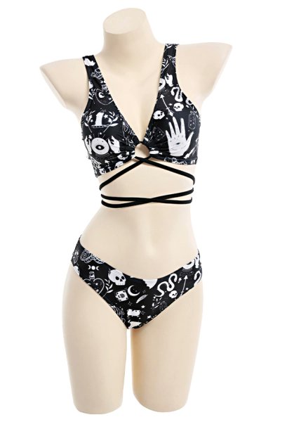 I just received Witchy Bikini from taktii via Throne. Thank you! throne.com/kiwaplay #Wishlist #Throne