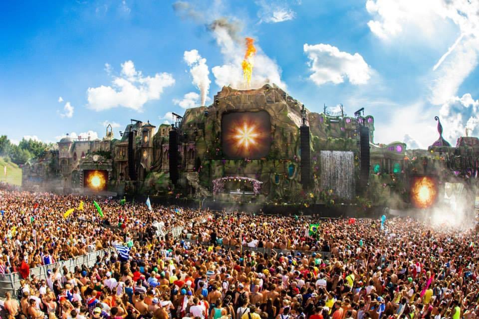Tomorrowland is this month.

1️⃣8️⃣ days until we’re back at the holy grounds

(📸 via <a href="/tomorrowland/">Tomorrowland</a>)