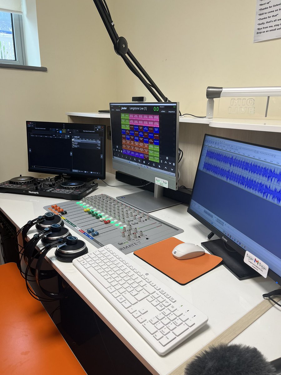 Miss Norton tweet media