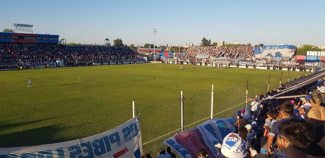Se viene una nueva movilización de hinchas de Juventud Antoniana a Sunchales, no se sabe si los dejaran pasar, es un partido qué solo nos interesa a nosotros, no hay copa argentina, no hay play off por el ascenso, no hay televisacion, no hay caretaje, hay pasión de verdad 💙🤍🤎