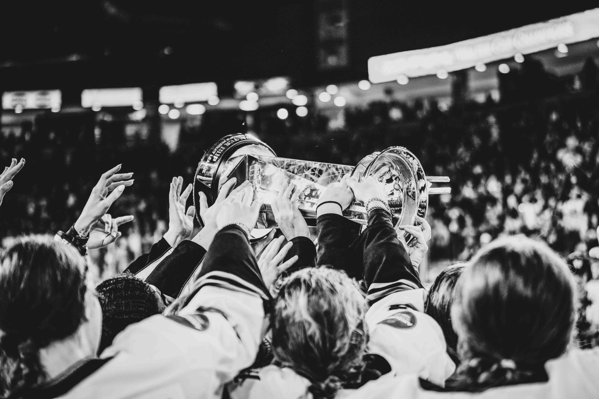 PWHL_Minnesota's tweet photo. Monochrome Monday: Walter Cup Champions Edition 🏆 https://t.co/qrUR2O3Y9L