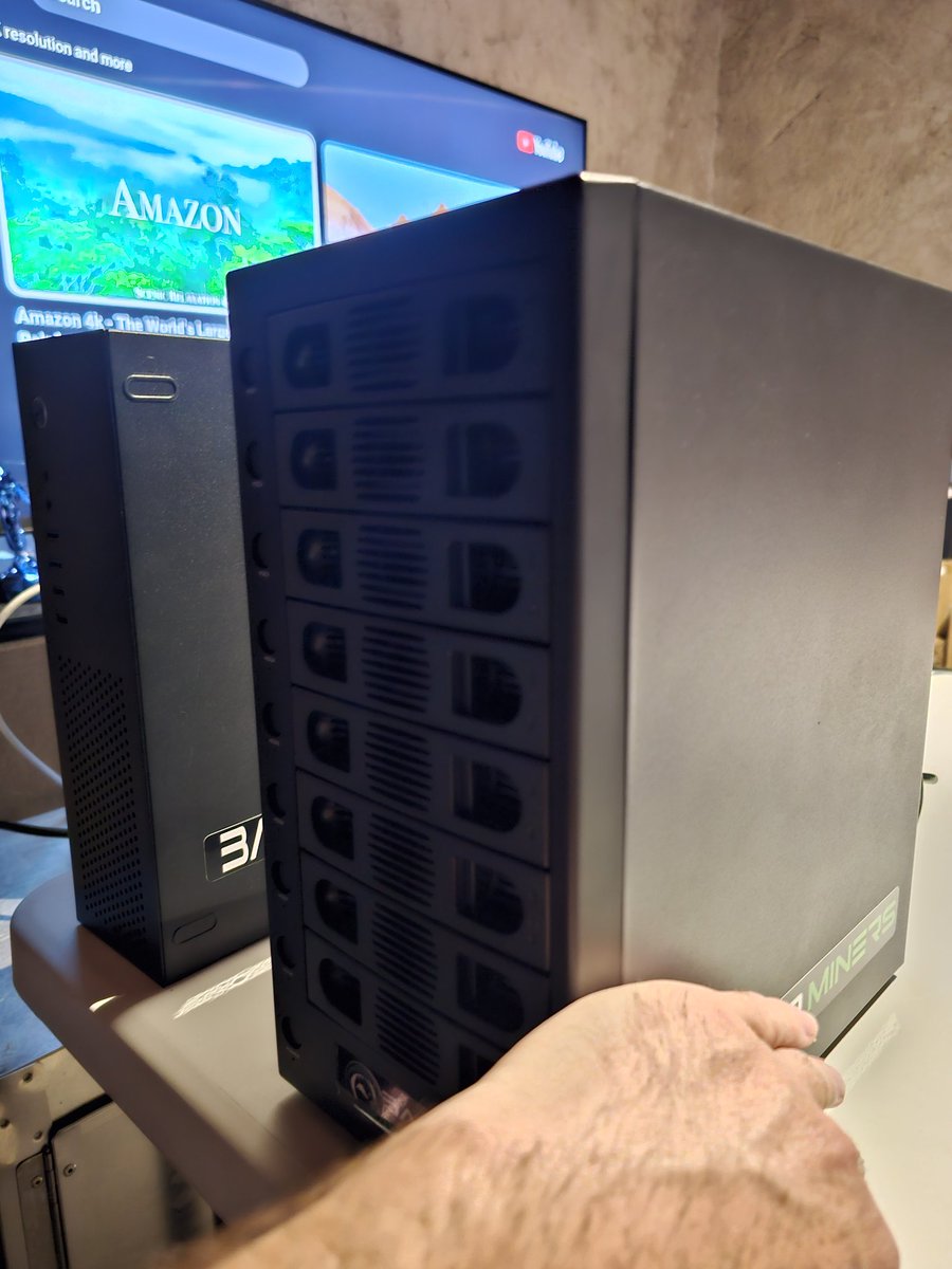 NewEnglandCryp1's tweet photo. Shhhhhh 😉

So stoked to share this one with y'all once I'm allowed to

#notreleasedyet #notpublic #yet #Crypto #Mining #PassiveIncome #content #filming #Broll #Aroll #newenglandcrypto #contentcreation https://t.co/ObpaTvaScl