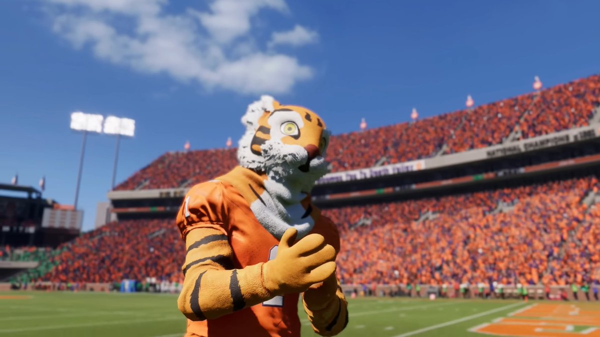 DaysTillNCAA's tweet photo. 15 days till EA Sports College Football releases #EA #CollegeFootball #EASPORTSCollegeFootball https://t.co/RLRpn09lPQ