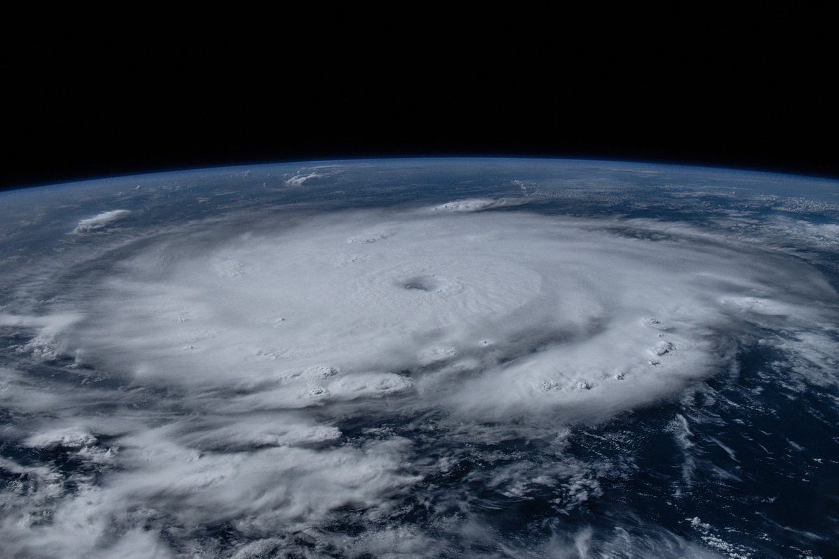 dominickmatthew's tweet photo. We flew right over the top of Hurricane Beryl today. Peering down into the eye with the 50 to 500 mm lens gave me both an eerie feeling and a high level of weather nerd excitement.

Whole  Hurricane: 50mm, f9, ISO 1000, 1/32000
Eye: 210mm (50 to 500m lens), f13, ISO 1000, 1/26000 https://t.co/731tEy0CJh
