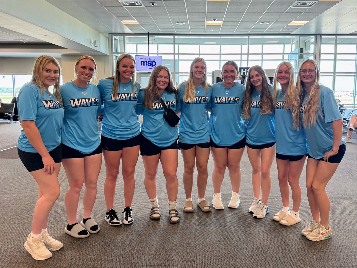 Our Waves 18U National team on the way to Colorado for the IDT ✈️