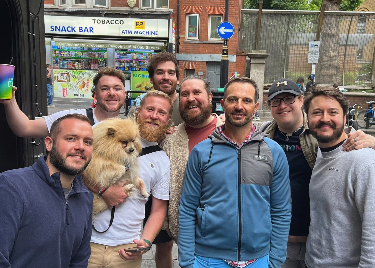 Just a random Monday meet up in London for our HOMOs