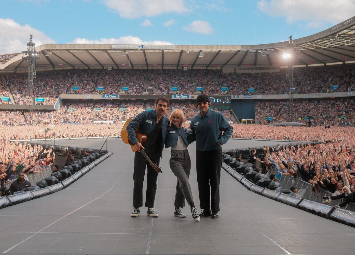 god knows the world doesn't need another band 🥹❤️