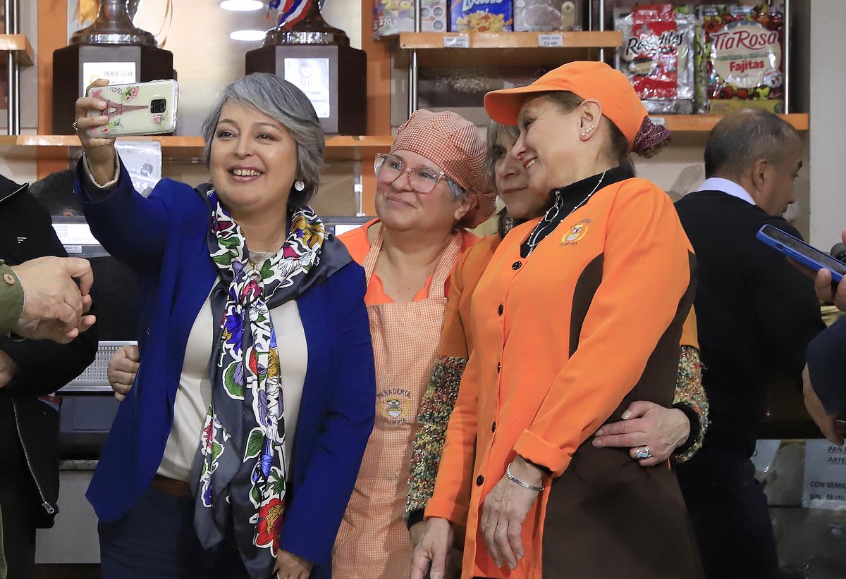 jeannette_jara's tweet photo. Llegó Julio y con eso el sueldo mínimo sube a 500 mil pesos 💫🫶🏼💜 
Cumpliendo el compromiso del programa de gobierno del Pdte @GabrielBoric 
#500milEsAvanzar https://t.co/QINi6pLVzR