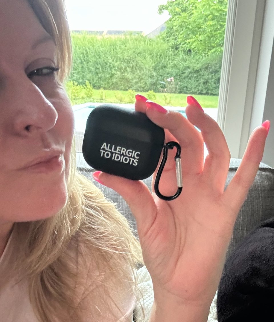 🌱ᑎ𝗲𝘀𝘀𝗮 tweet media