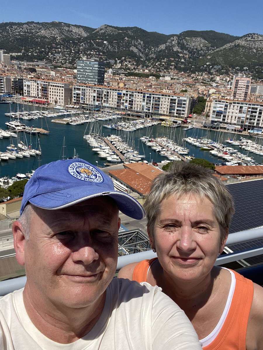 Anna Finn tweet media