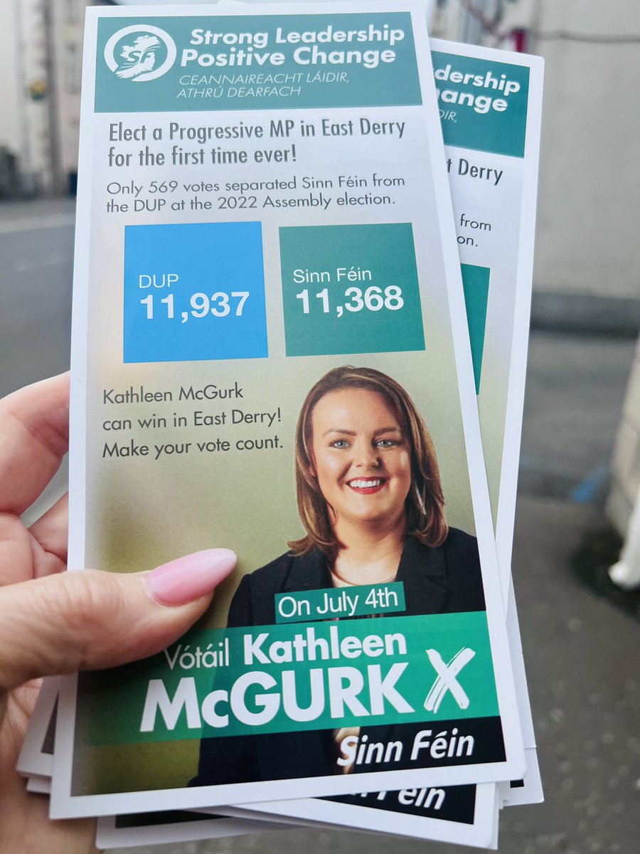 M_AndersonSF's tweet photo. Team Sinn Féin North Antrim led by MLA @mcguigan_philip helping to issue East Derry leaflet for Sinn Féin Kathleen McGurk in Kilrea tonight -
Now that’s solidarity for you 👏
#TeamSF
#VoteSF https://t.co/XgWXCOhBG3