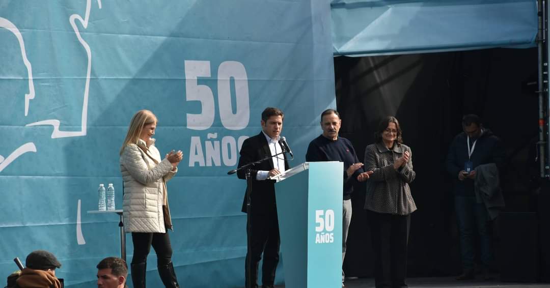 upcn_ba's tweet photo. UPCNBA participó de un acto en conmemoración del 50° aniversario del paso a la inmortalidad del General Juan Domingo Perón en el Museo Histórico 17 de Octubre, Quinta de San Vicente.
#UPCNBA
#FabiolaMosqueraSecretariaGeneral
@Kicillofok
@Carli_Bianco

https://t.co/nqJ5pjy5vf https://t.co/WqfS7hNgwF