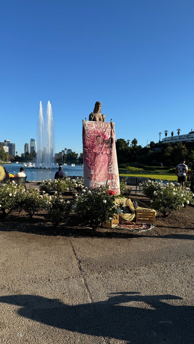 Our most profound acts of resistance, resilience, and hope lie in the communities we make with each other. We keep us safe. We give us hope. Thank you Carla and all who organized last night’s service in honor of Queen for reminding us of that; and of all she stood for.