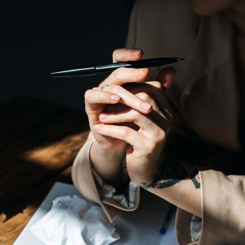 Writing a good review of a company can be a powerful way to share your experiences and influence the choices of potential customers. A well-crafted review can provide valuable insights for both the company and its future customers. Learn more: buff.ly/3L3ktkl