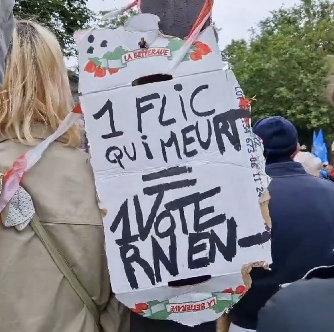 OBOURHIS's tweet photo. @sandrousseau @LCI https://t.co/IKtdmVCFbM