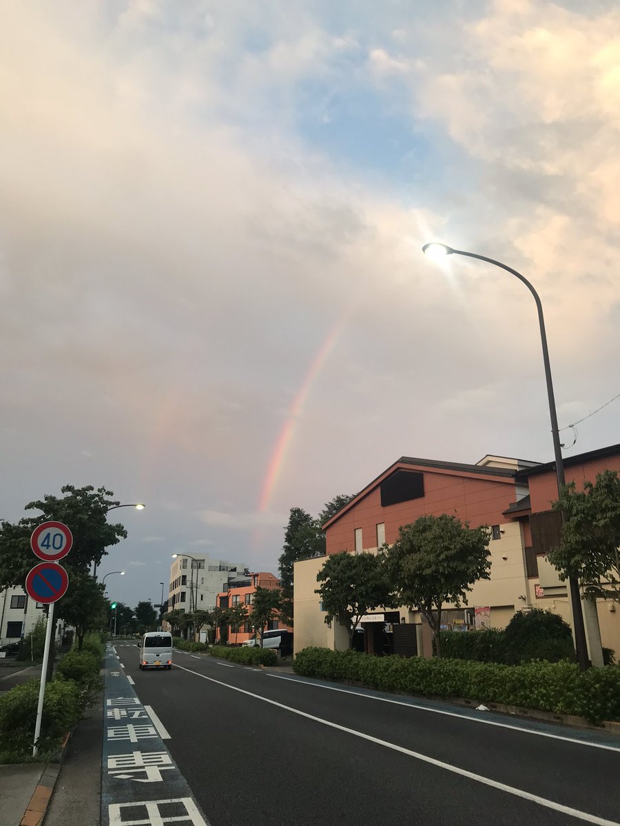 asato6322's tweet photo. 雨上がりの虹！久しぶりに見た^ - ^ https://t.co/MN81RkzlNc