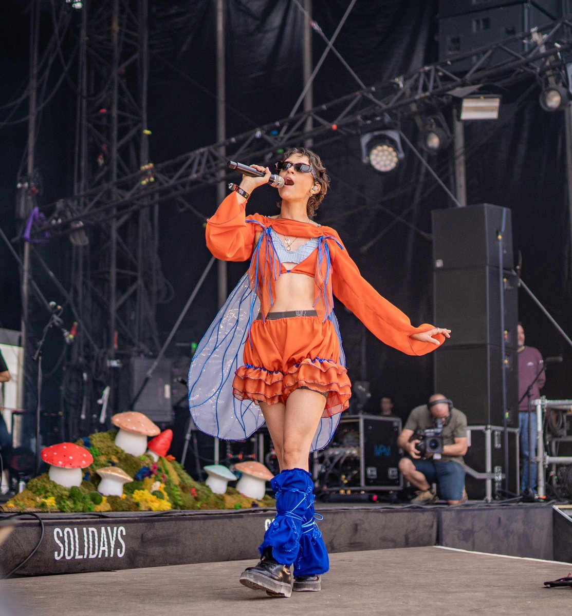 AntoineSautarel's tweet photo. Cette année c’était en express et pas du tout prévu mais c’était encore une fois INCROYABLE ! Merci Solidays 🔥🎉 #AMPVISUALTV #PROTIS https://t.co/8S6Az4hdV4