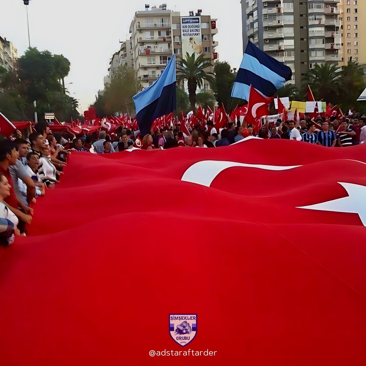 Bugün göz yumduklarımız, yarın bize göz açtırmayacak olanlardır. Yıllardır bu vatanın ekmeğinden, suyundan, her şeyinden faydalanıp BAYRAĞA el kaldıran vatansızları ülkemizde istemiyoruz.

#uelkemdesığınmacıistemiyorum