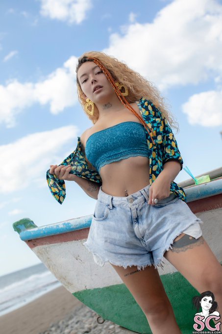 Dichosos los rayos de sol🌞 que tuvieron la suerte de besar la piel nuestra preciosa  @AseelahSG  🤪😻en<a href="/tag/sotd"class="tags"><span>#sotd</span></a>