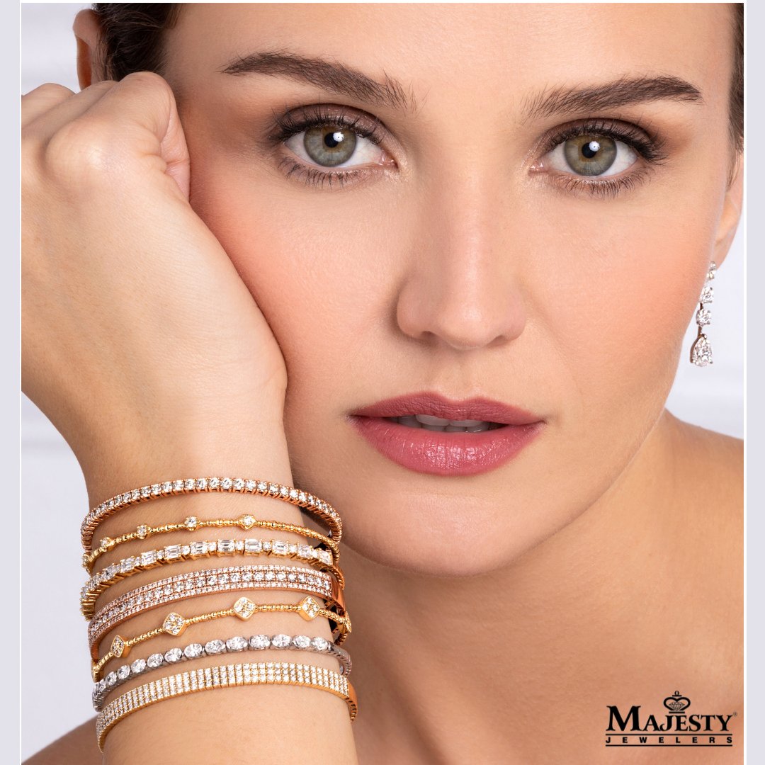 majestyjewelers's tweet photo. The diamond bracelets of her dreams.

Shop high quality jewelry like Flexie at the best jewelry shop in St. Maarten with Majesty Jewelers: https://t.co/TdAz4q95ds

#stmaarten #sintmaarten #sxm #jewelry #luxury #finejewelry #caribbean #bestjewelryshop #bestjewelrystore #flexie https://t.co/K0dnjdkJ6v