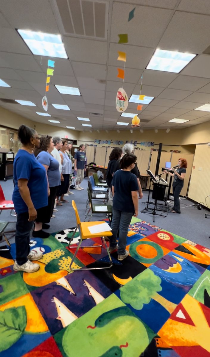 sussexcountylib's tweet image. Thanks to Lorraine from @lifecenterstage for a great weekend of music to help us kick off our 2024 Summer Reading Program.

#SCLSsummer #AdventureBeginsAtYourLibrary