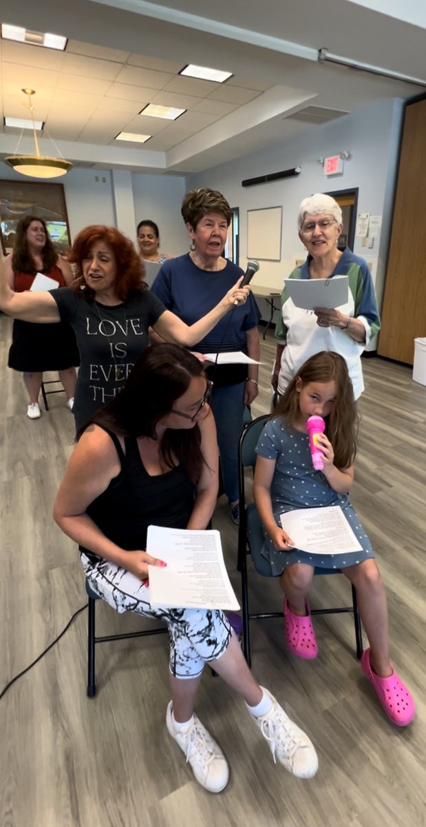 sussexcountylib's tweet image. Thanks to Lorraine from @lifecenterstage for a great weekend of music to help us kick off our 2024 Summer Reading Program.

#SCLSsummer #AdventureBeginsAtYourLibrary