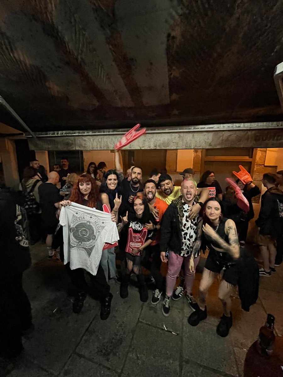 Olithrash's tweet photo. We’ve got the moves. @ResurrectionESP https://t.co/fM5py4hrEL