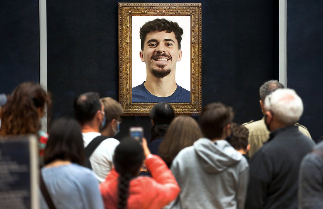 O que joga este rapaz... 😎
