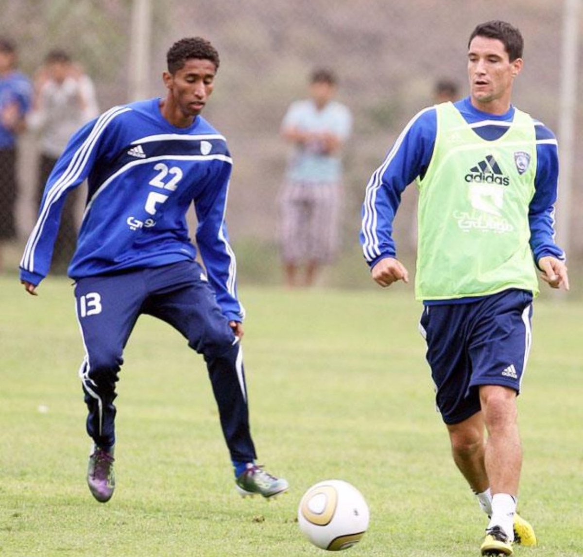khaled_q28's tweet photo. رغم مراراتها .. إلا اني محظوظ جدا، ان عاصرت مسيرة قائد من قادة الهلال التاريخيين، واحد اعظم لاعبين الكرة السعودية، وفي كل منعطف من مسيرته كنت متقين انه الافضل

سلمان الفرج "قصة أسطورية" تعلم انها نادرة من صفحتها الاولى .. شكرا يا اسطورة 🙏🏻💙 https://t.co/LK3KjmClyf