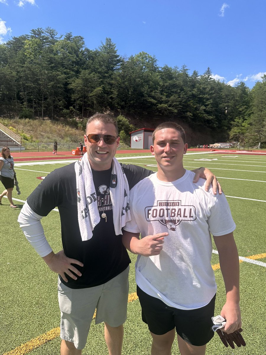 KamMoore__'s tweet photo. I had a fantastic expierence yesterday at the @LHU_Football camp, learned some new techniques that will give me a good advantage heading into my senior year. Thank you @Coach_Mul @coachpetite @Coach_CraigDL !!!! 

@CoachWSmith1 @Coach_JBullard @DwyerHSFootball @DwyerAthletics https://t.co/Tm5TiL4Pm7