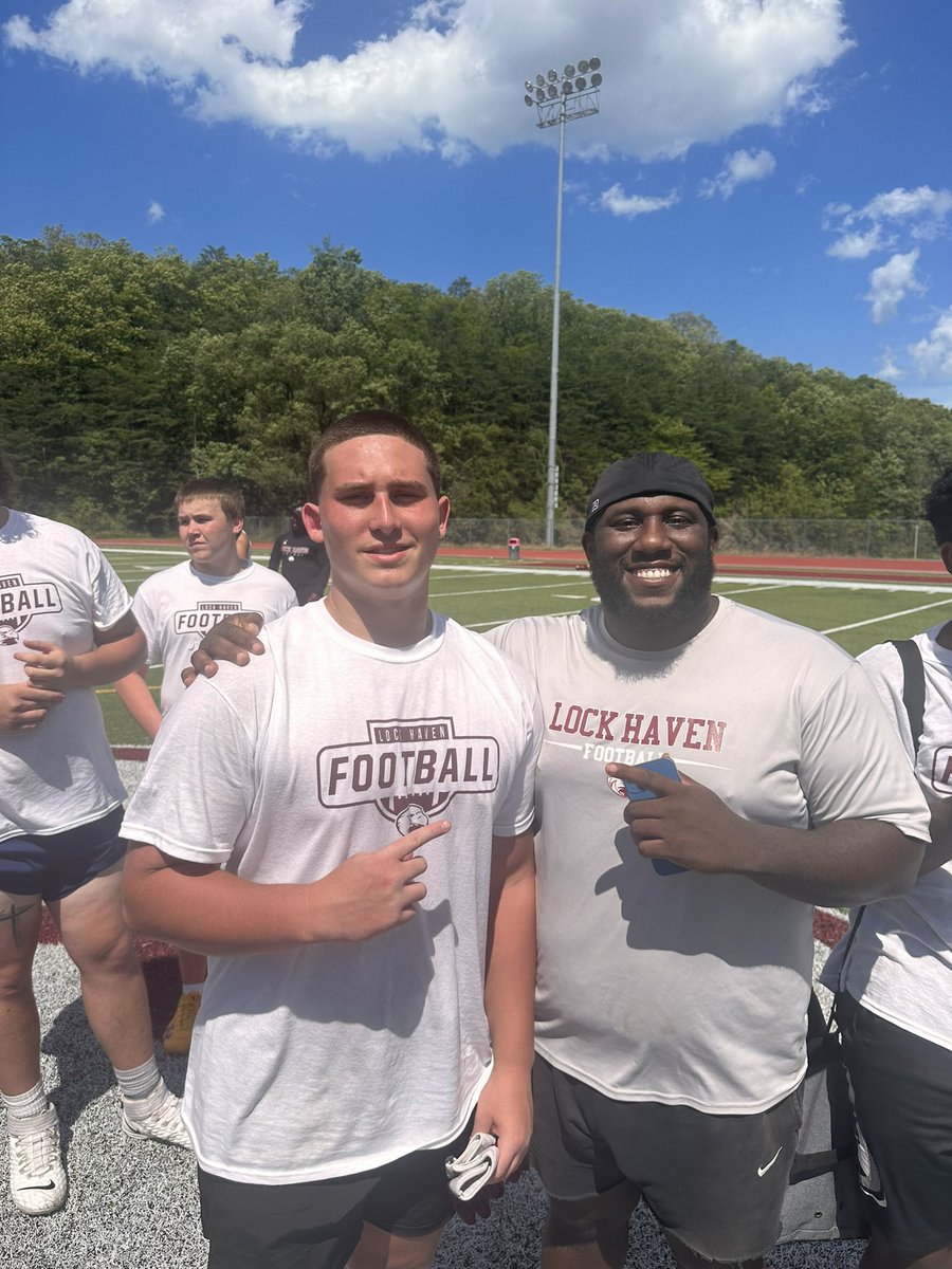 KamMoore__'s tweet photo. I had a fantastic expierence yesterday at the @LHU_Football camp, learned some new techniques that will give me a good advantage heading into my senior year. Thank you @Coach_Mul @coachpetite @Coach_CraigDL !!!! 

@CoachWSmith1 @Coach_JBullard @DwyerHSFootball @DwyerAthletics https://t.co/Tm5TiL4Pm7