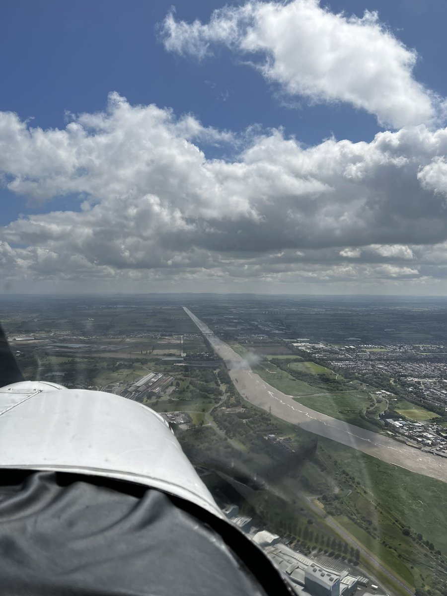AviateAddict's tweet image. Happy #FlightDeckMonday everyone.
#pilotsoftwitter #pilotlife